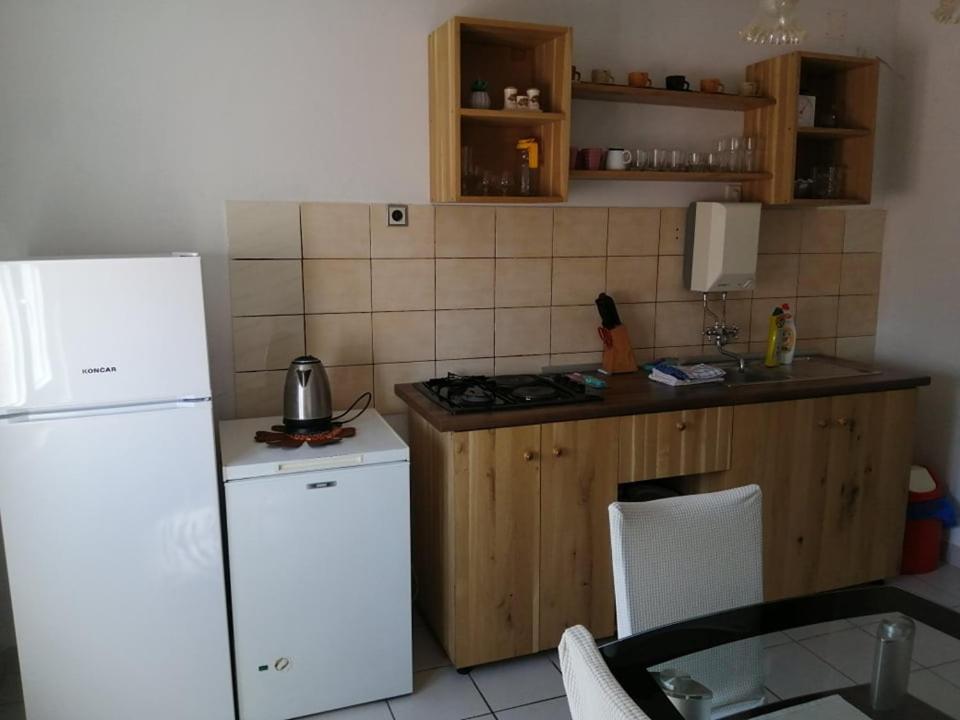 Apartmani A&N ビビニェ エクステリア 写真